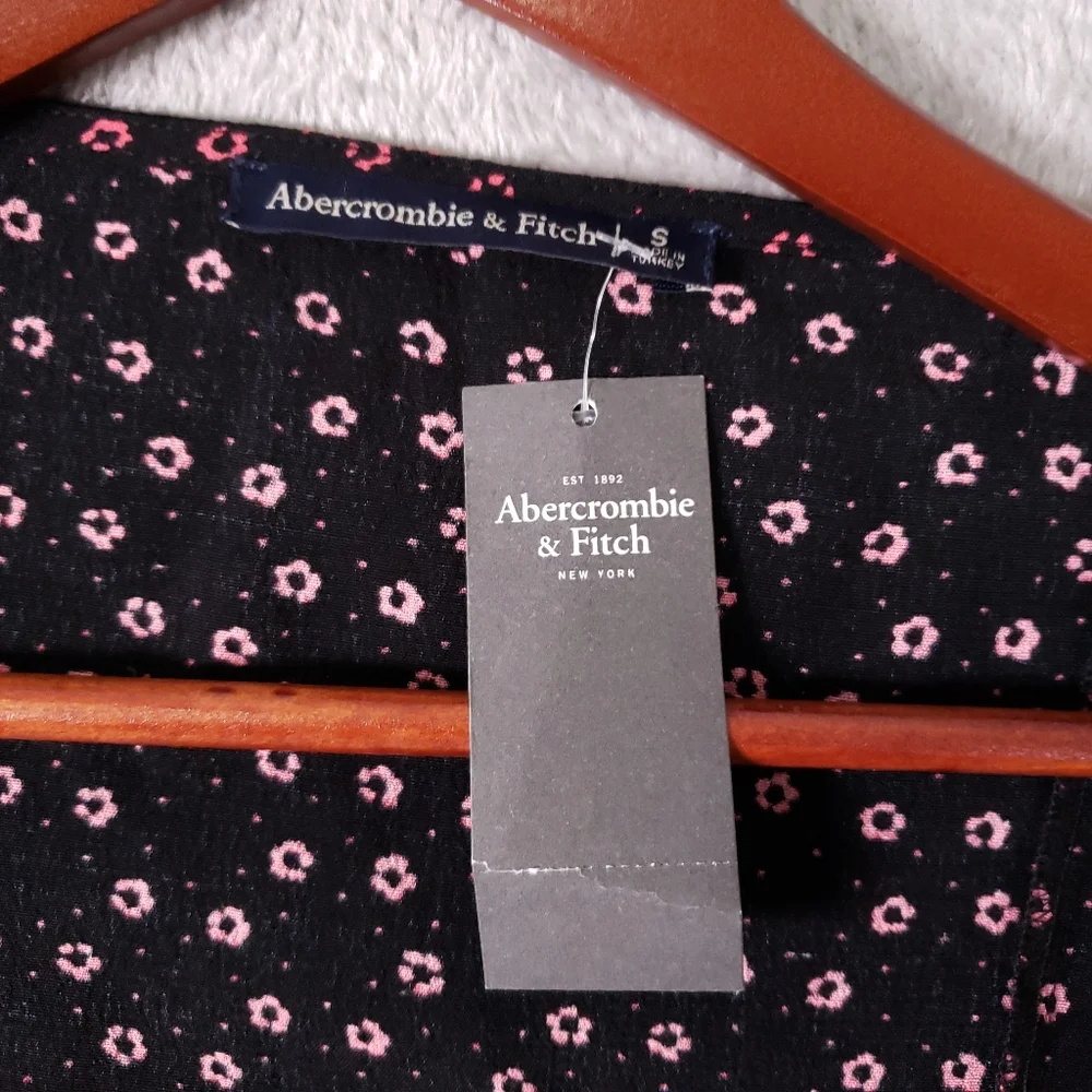 Abercrombie Button Front Floral Blouse Top Women S NWT